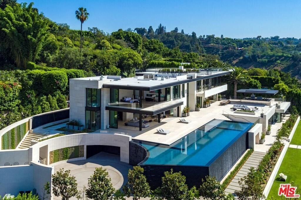 #5. 908 Bel Air Rd, Los Angeles
